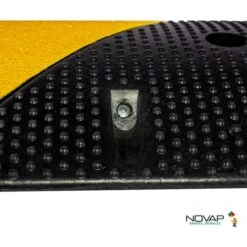 Ralentisseur De Vitesse Monobloc - Petit Modèle - 6101376 7 Ralentisseur De Vitesse Monobloc - Petit Modèle - 6101376 -Stanleyfaco Magasin 15851868 2