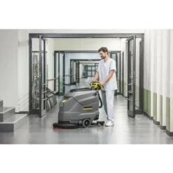 Kärcher Karcher - Autolaveuse Autotractée à Batterie 24V 115Ah 510 Mm 50 L - BD 50/50 C Bp Pack Classic EU 11 Kärcher Karcher - Autolaveuse Autotractée à Batterie 24V 115Ah 510 Mm 50 L - BD 50/50 C Bp Pack Classic EU -Stanleyfaco Magasin 18167009 5