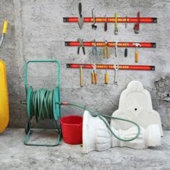 GOPLUS Porte-outil Magnetique, Set De 3 Barres, Garage Atelier Amovible Compact Et Robuste, Aimant Puissant Pour Rangement Mural Des Outils, 46 X 2,3CM En Acier, Chacun Peut Supporter 10 KG -Stanleyfaco Magasin 34761616 4